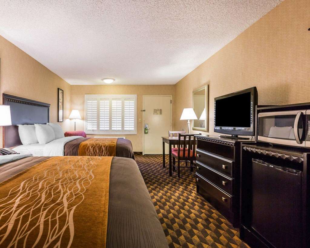 818 Hotel + Pool, Ascend Hotel Collection By Choice Los Angeles Room photo